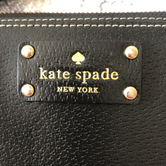 Kate Spade clutch/wristlet - Picture 2 of 10
